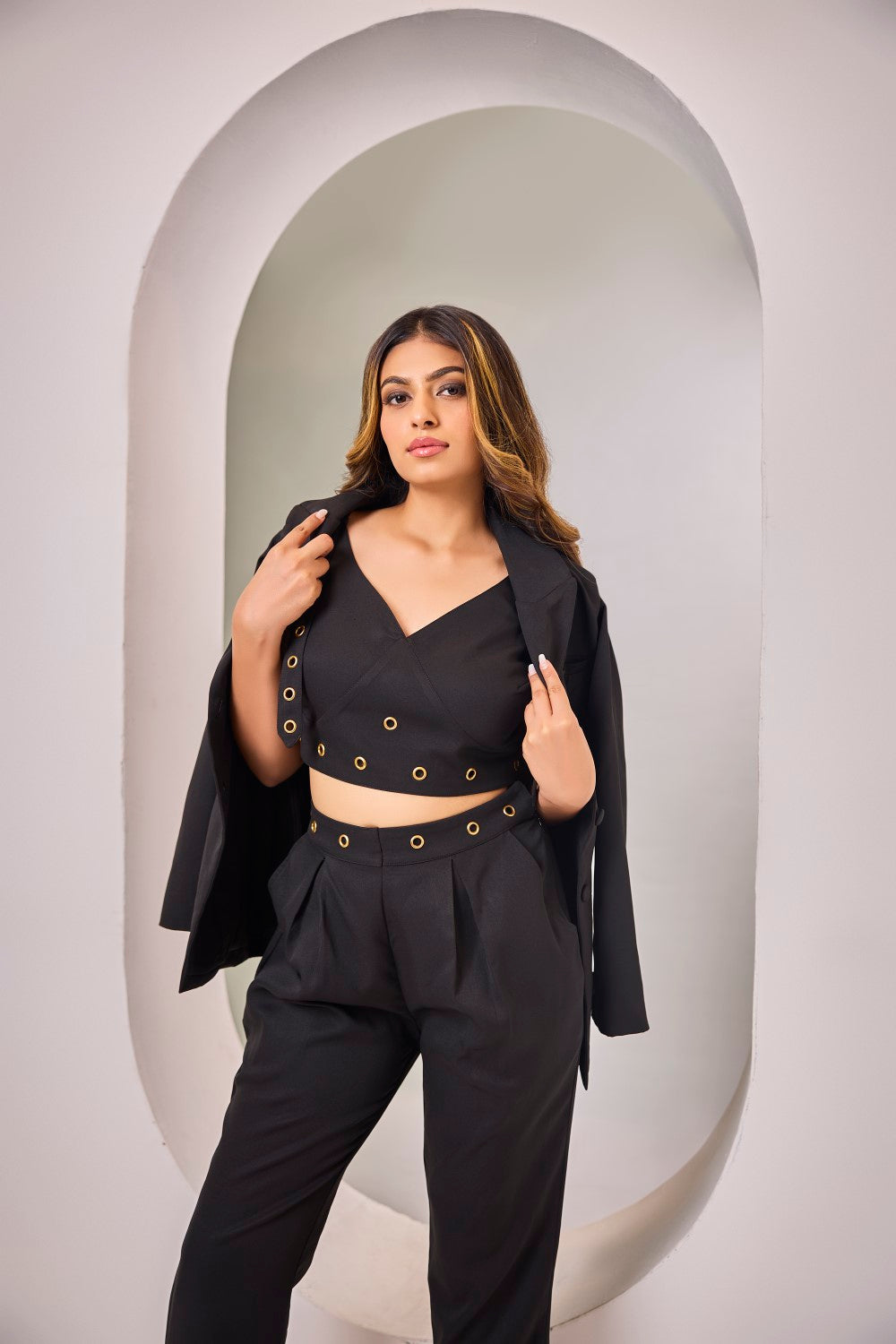 Olivia Eyelet three piece Set