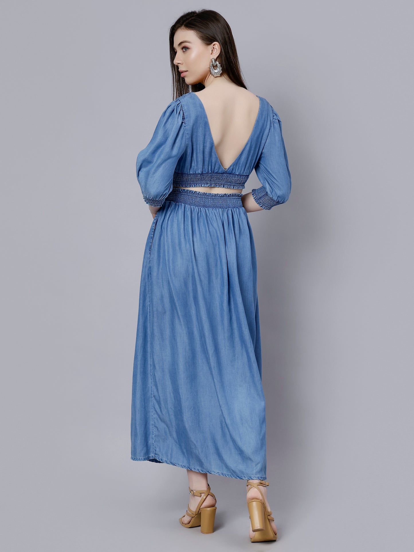 DENIM DRESS WITH A CUT-OUT ON THE WAIST