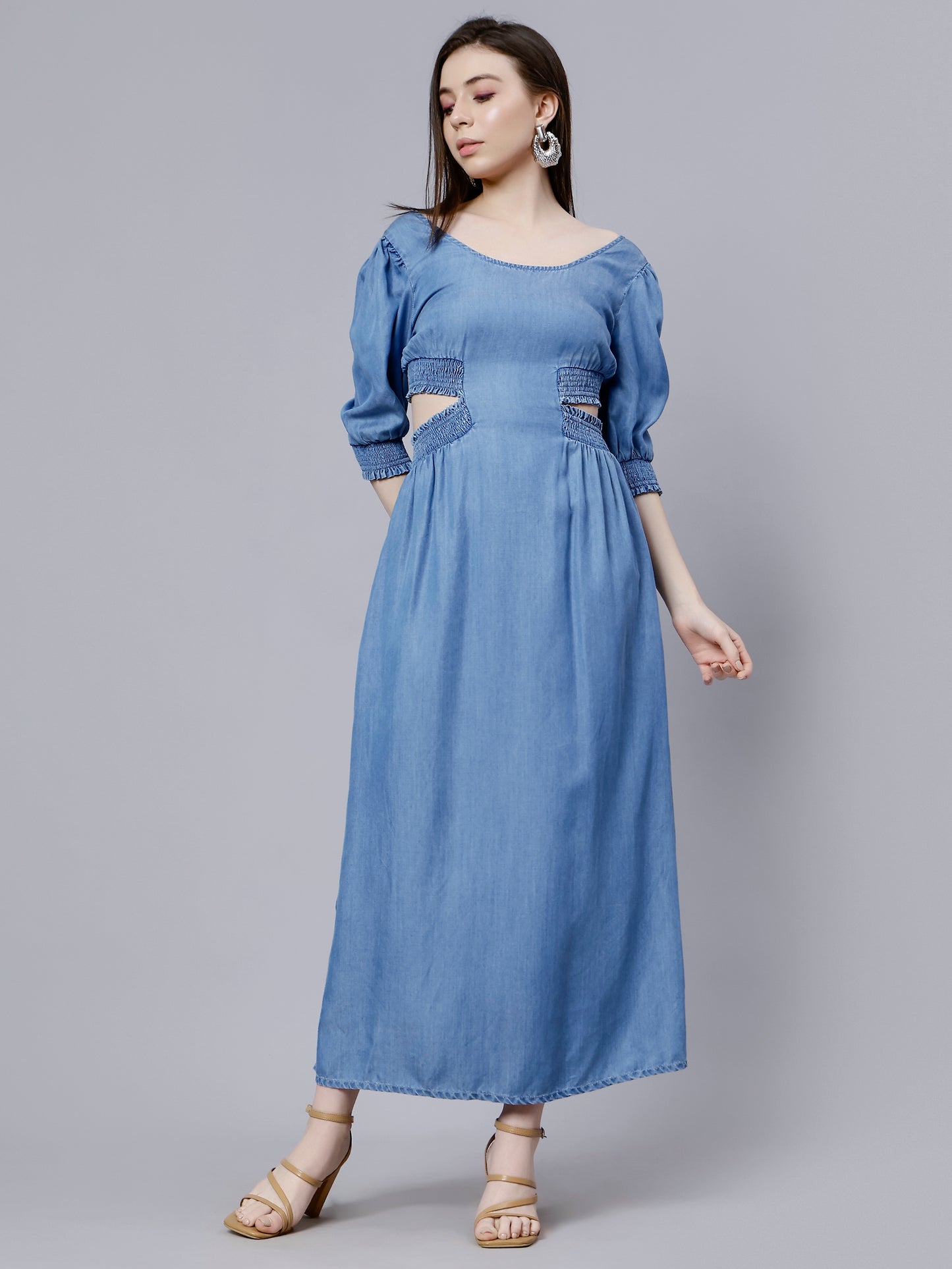 DENIM DRESS WITH A CUT-OUT ON THE WAIST