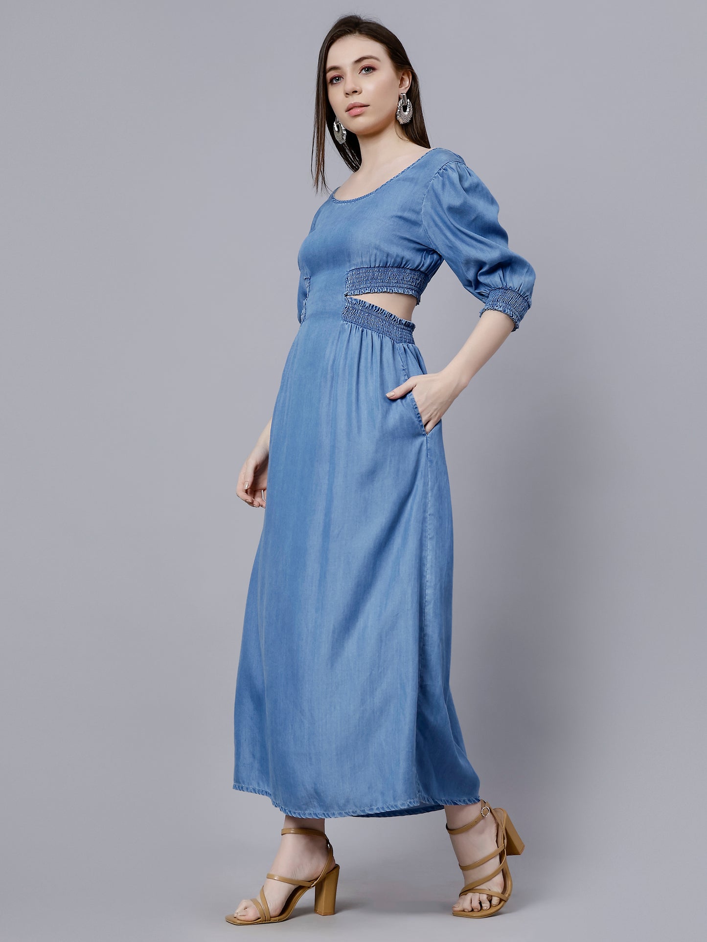 DENIM DRESS WITH A CUT-OUT ON THE WAIST