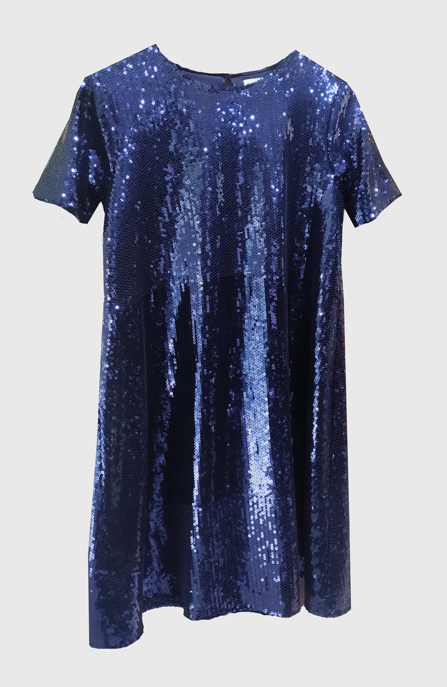 ULTRA GLAM NAVY BLUE SEQUINNED DRESS WITH A ROUND NECKLINE,SHORT SLEEVES AND A BUTTONED  OPENING AT THE BACK