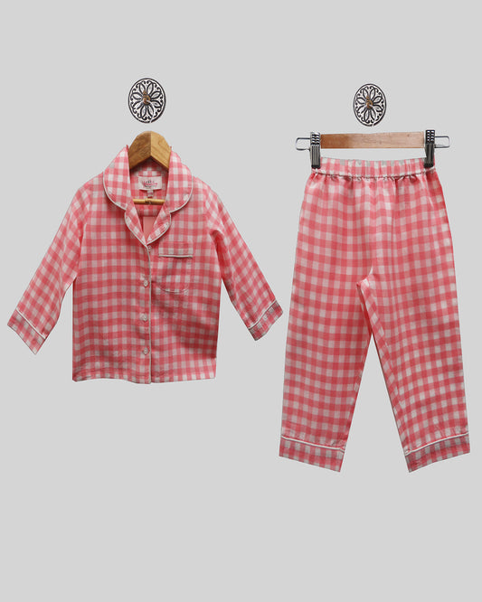 WHITE AND PINK CHECKED NIGHTSUIT SET