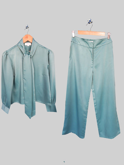 AQUA FRONT STRING BLENDED SATIN SHIRT WITH STRAIGHT PANTS